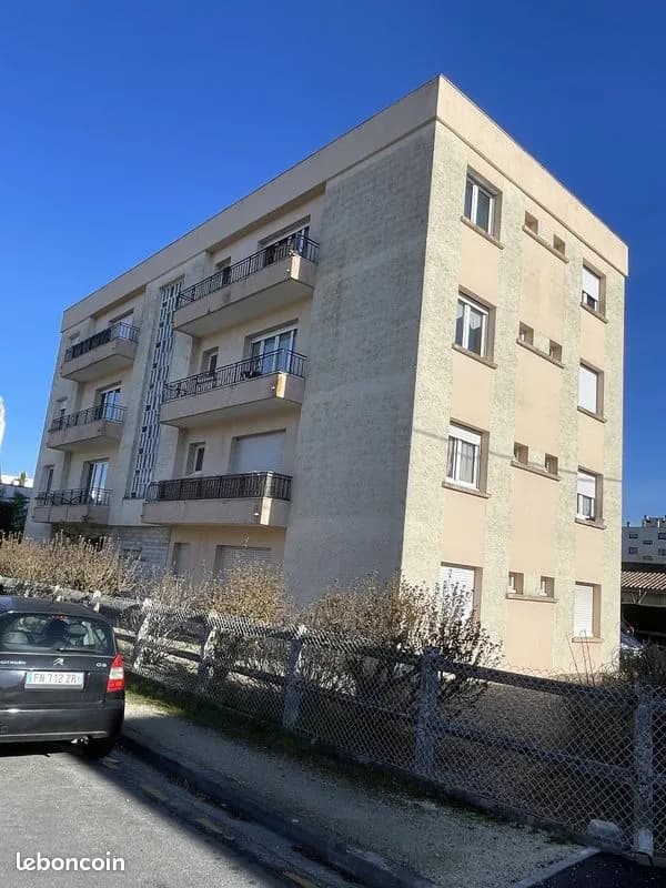 Immeuble 497 m² - Photo 1