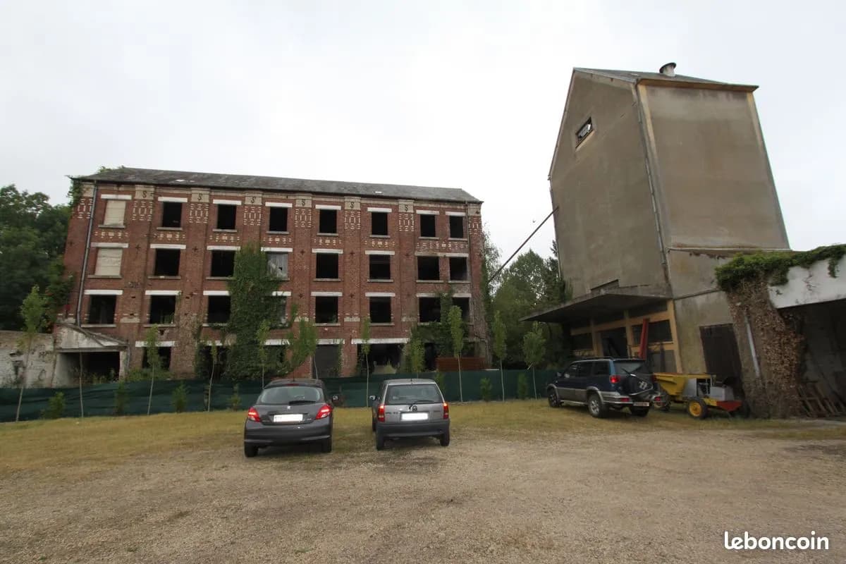 Immeuble 5 pièces 900 m² - Photo 1