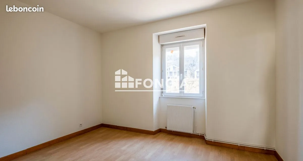 Immeuble 180 m² - Photo 1
