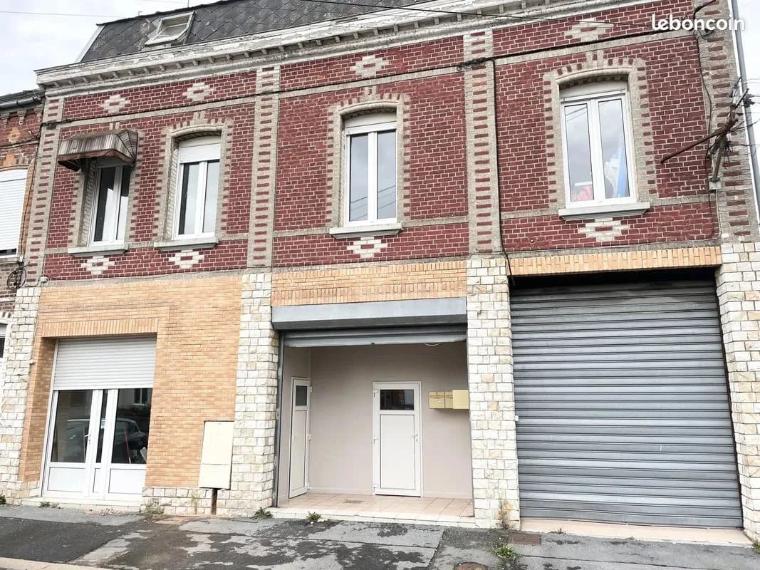 Immeuble de rapport 6 pièces 200 m² - Photo 1