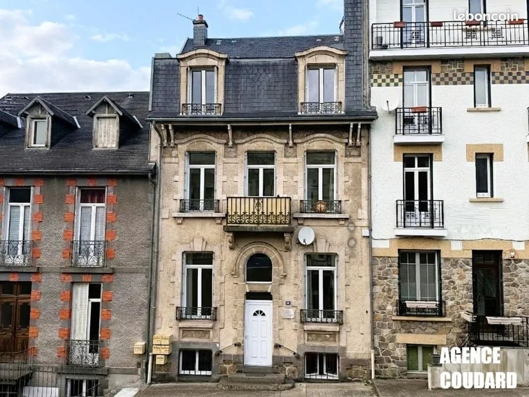 Immeuble de rapport 8 pièces 208 m² - Photo 1