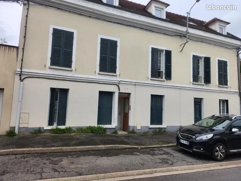 Immeuble de rapport 15 pièces 224 m² - Photo 1