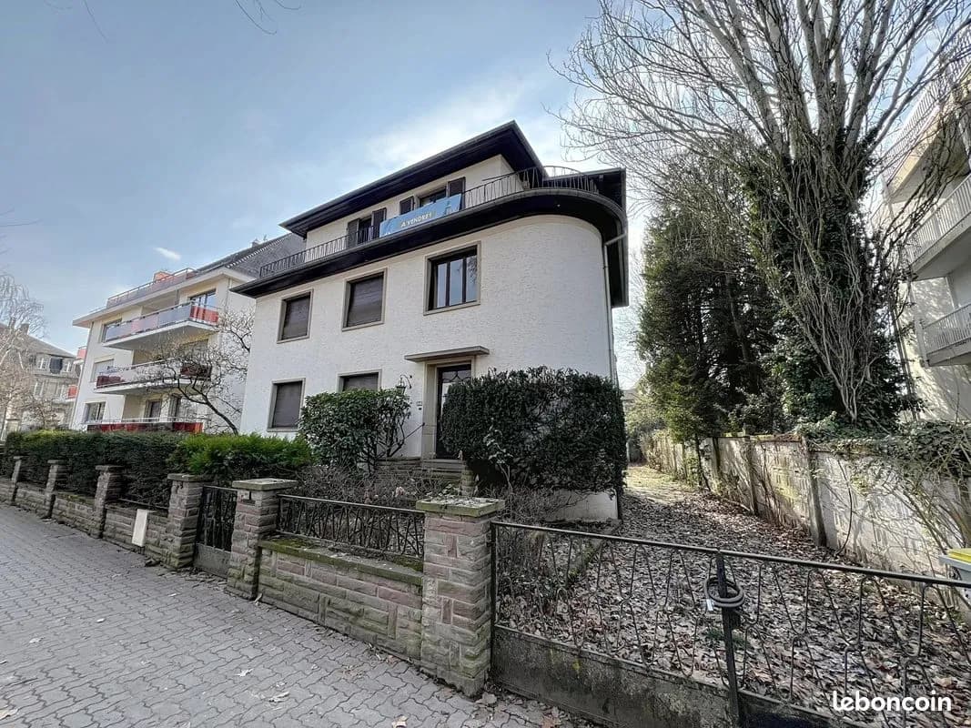 Immeuble 13 pièces 289 m² - Photo 1