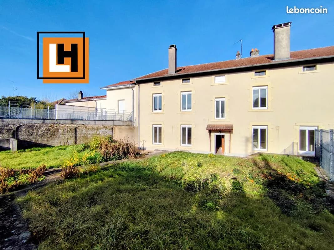 Immeuble de rapport 20 pièces 369 m² - Photo 1