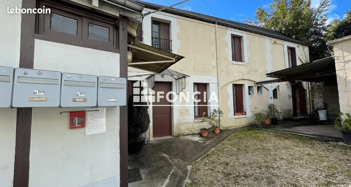 Ensemble immobilier à rénover Amboise centre - Photo 1