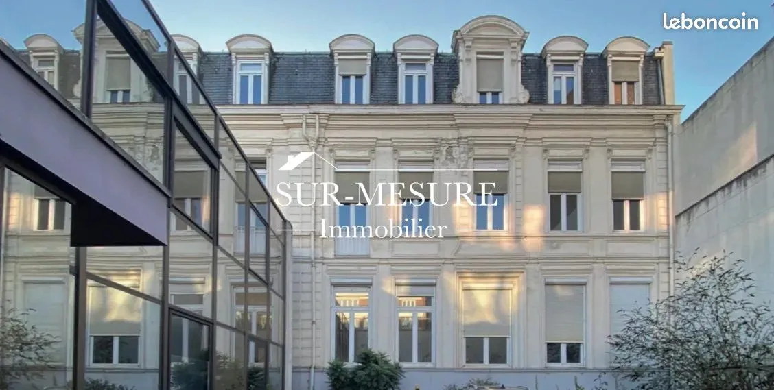 Immeuble 1628 m² - Photo 1