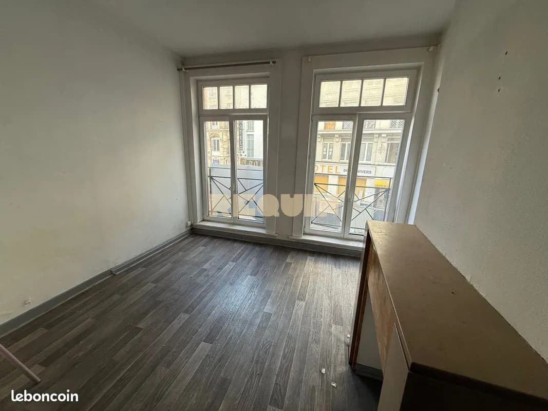 Immeuble 99 m² - Photo 1