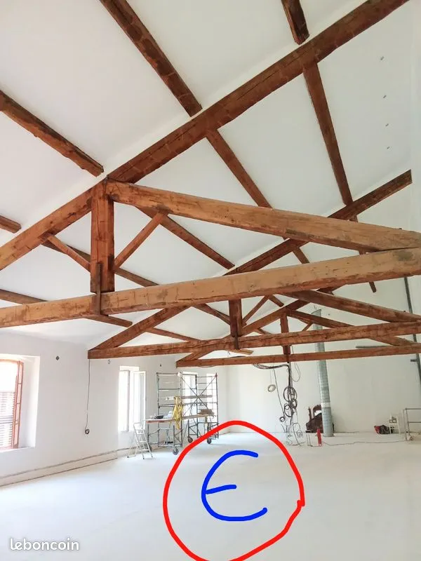 Immeuble - Photo 1