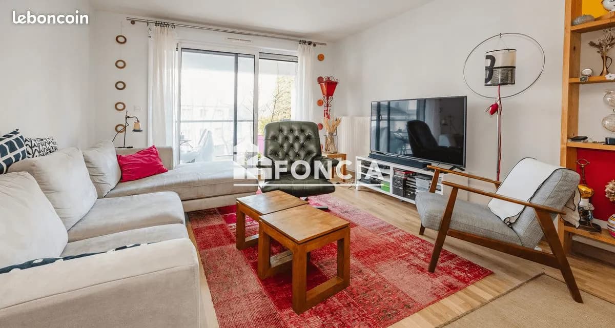Quartier fougeres/fac de droit - a vendre type 3 - terrasse - garage et parking- metro - immeuble de standing - Photo 1