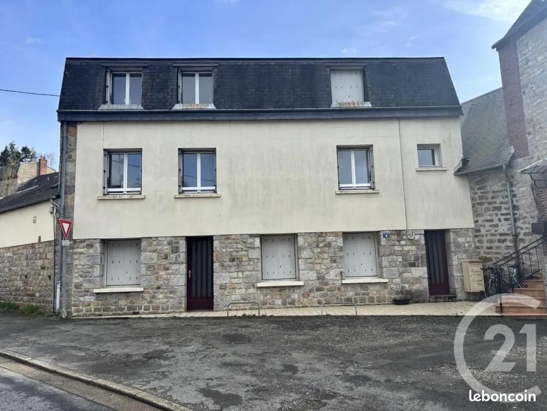 Immeuble 163 m² - Photo 1
