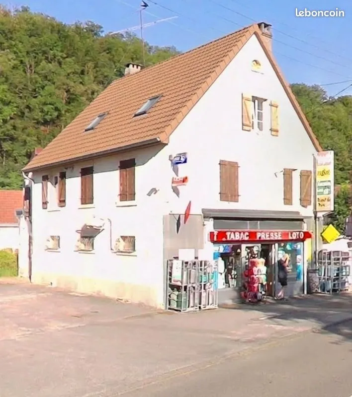 Immeuble de rapport 5 pièces 183 m² - Photo 1