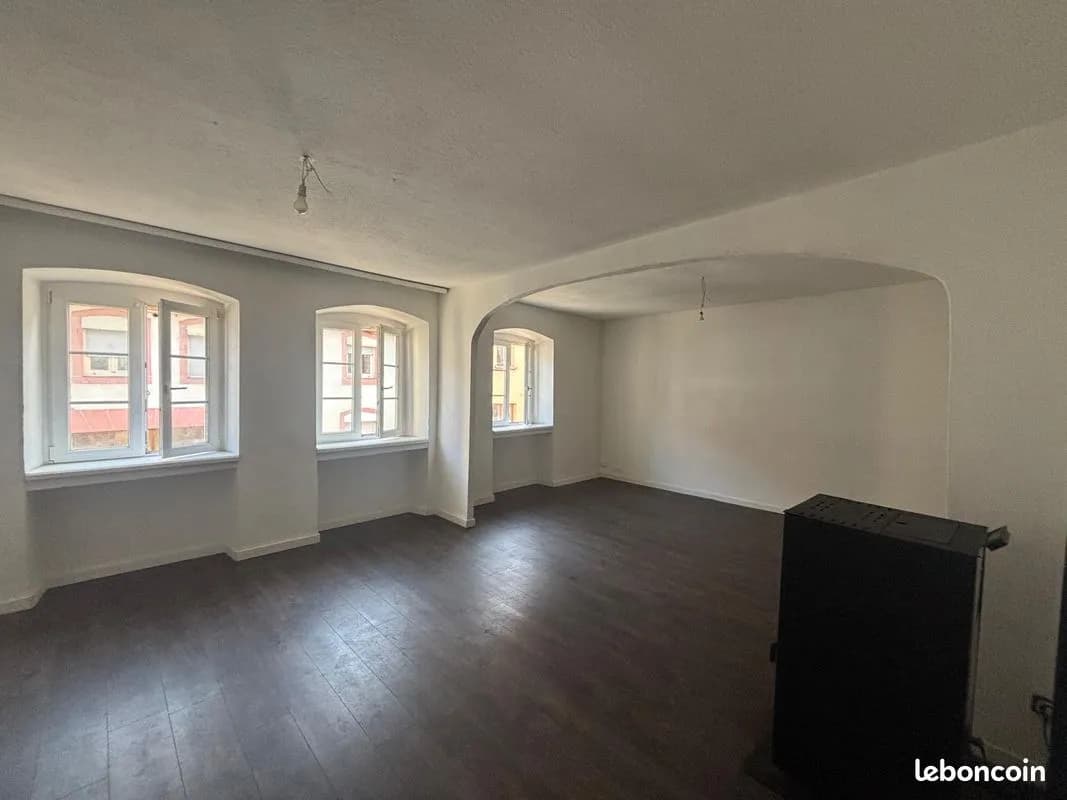 Immeuble 178 m² - Photo 1