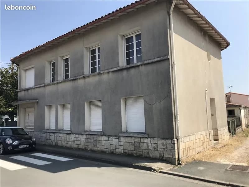 Immeuble 176 m² - Photo 1