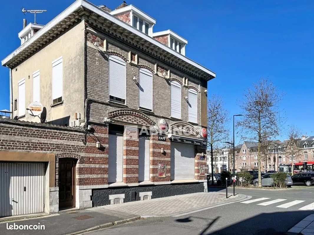 Immeuble de rapport 200 m² - Photo 1