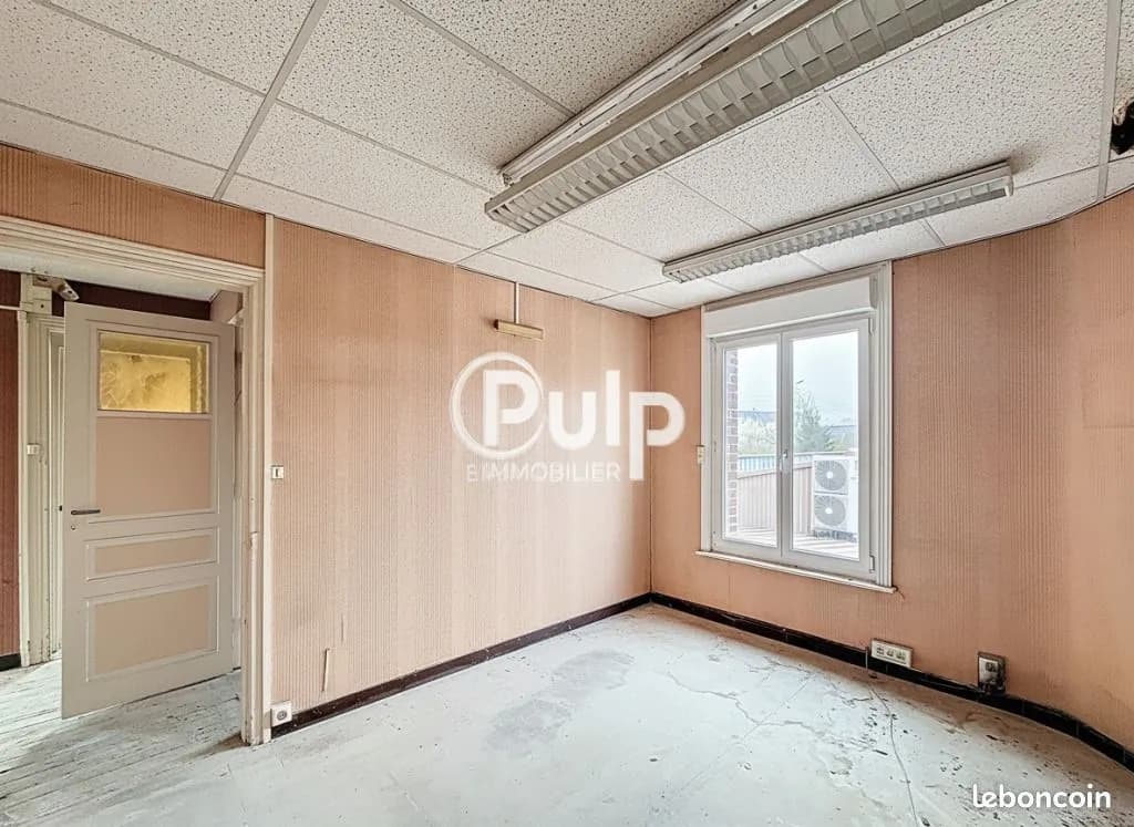 Immeuble 220 m² - Photo 1