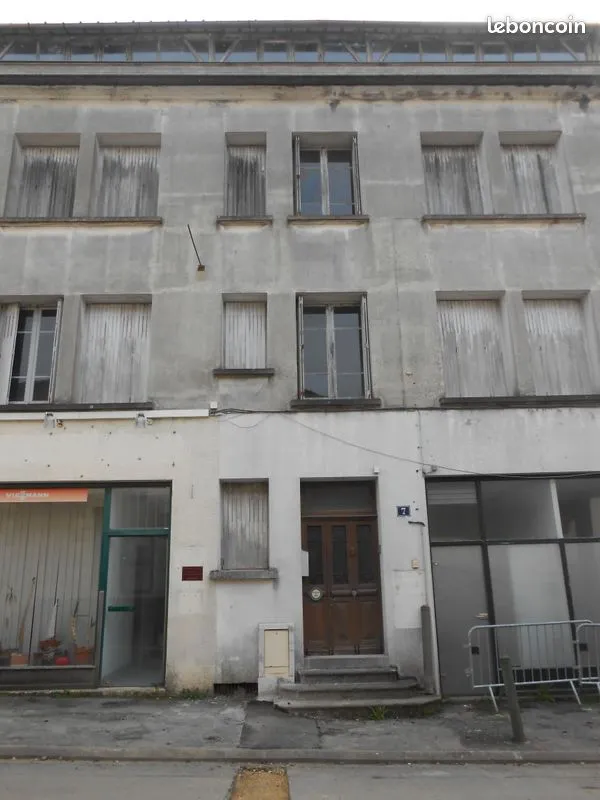 Immeuble 9 pièces 650 m² - Photo 1