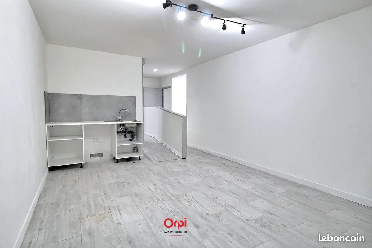 Bien Commercial À Vendre 13011 - Photo 1