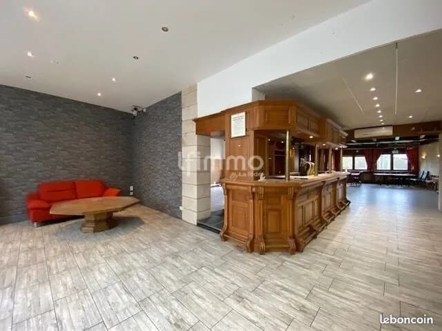 Immeuble 9 pièces 336 m² - Photo 1
