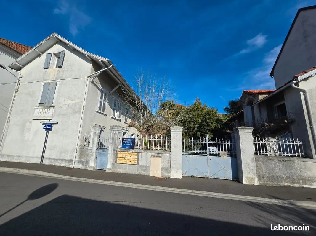 Immeuble de rapport 260 m² - Photo 1