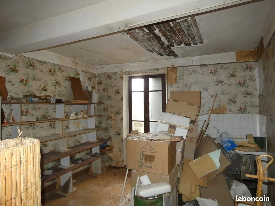 Immeuble 210 m² - Photo 1