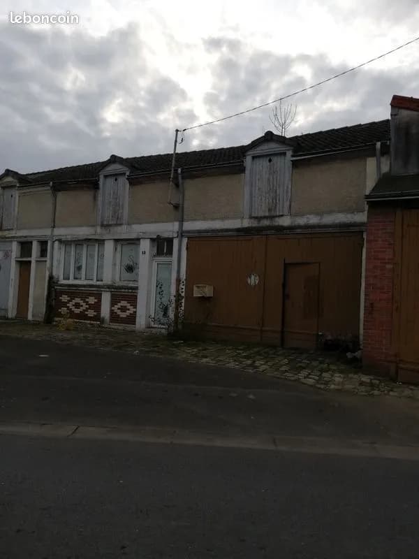 Immeuble 150 m² - Photo 1