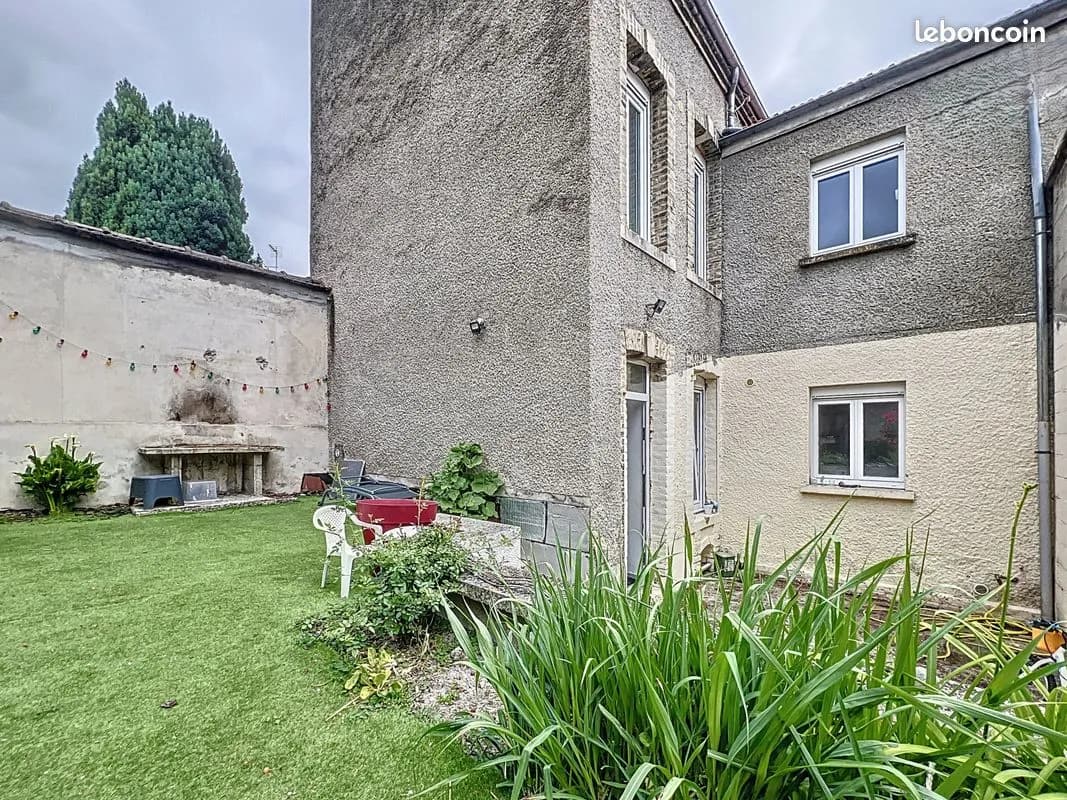 Immeuble 11 pièces 274 m² - Photo 1