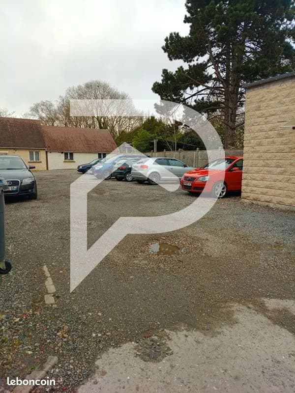 Immeuble de rapport 21 pièces 445 m² - Photo 1