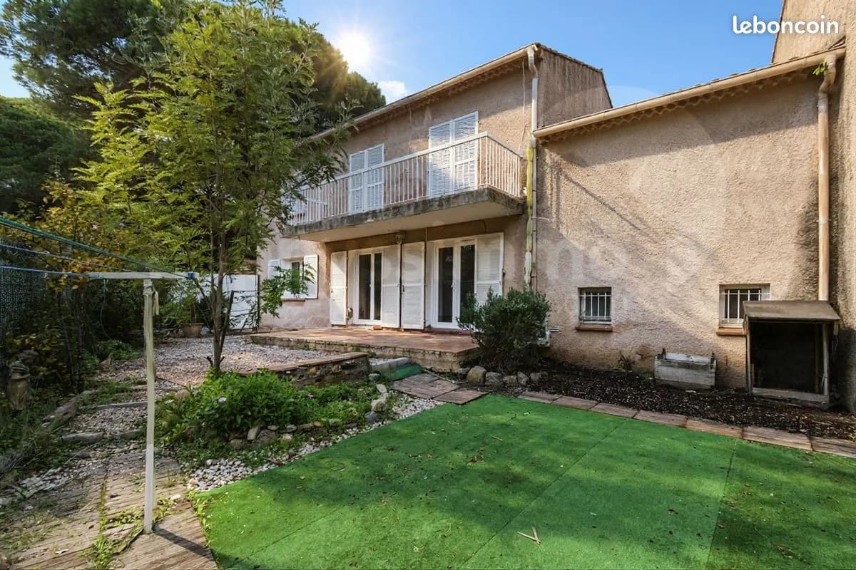 Immeuble 166 m² - Photo 1
