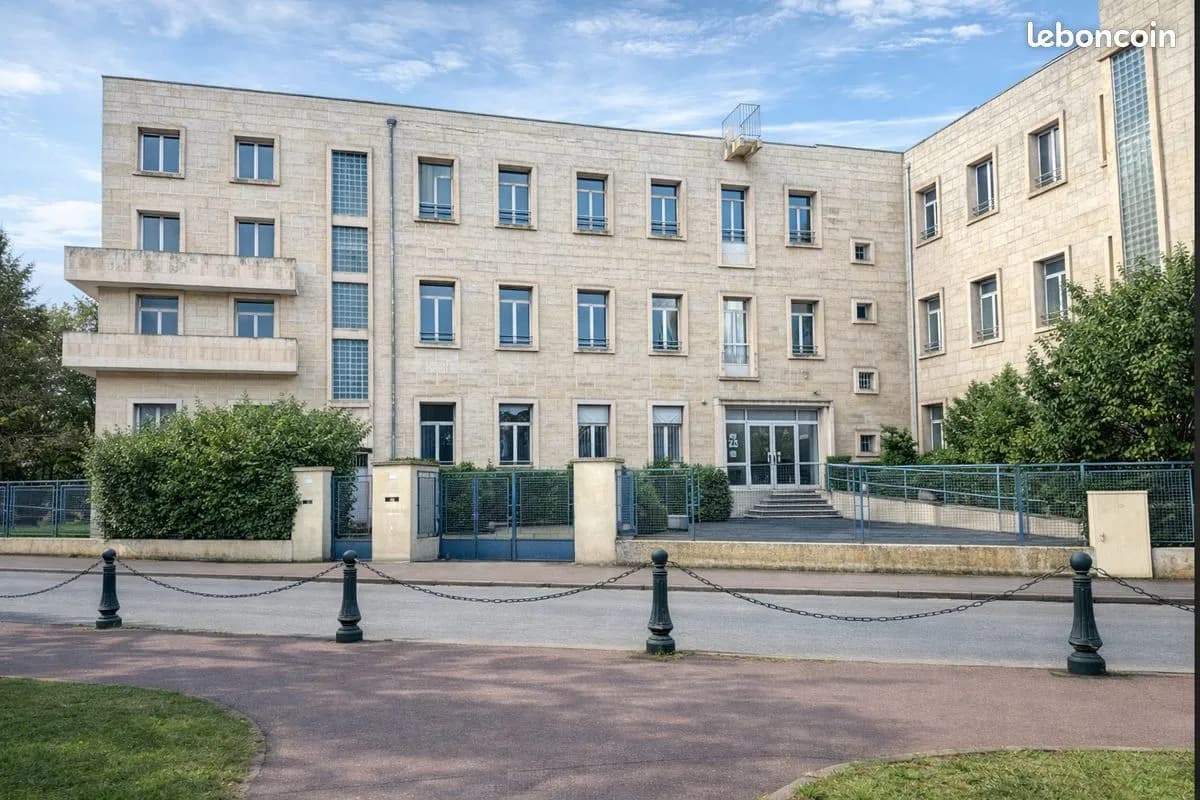 A vendre. Immeuble centre ville - Photo 1