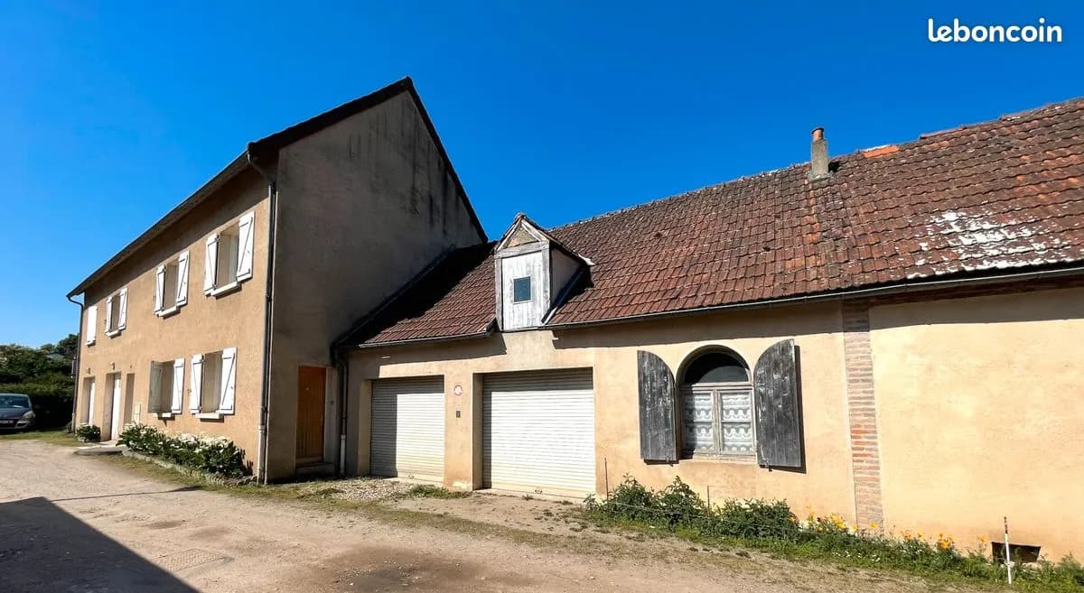 Immeuble 19 pièces 350 m² - Photo 1