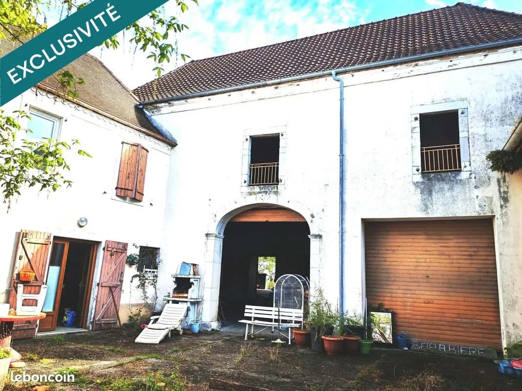 Immeuble 295 m² - Photo 1