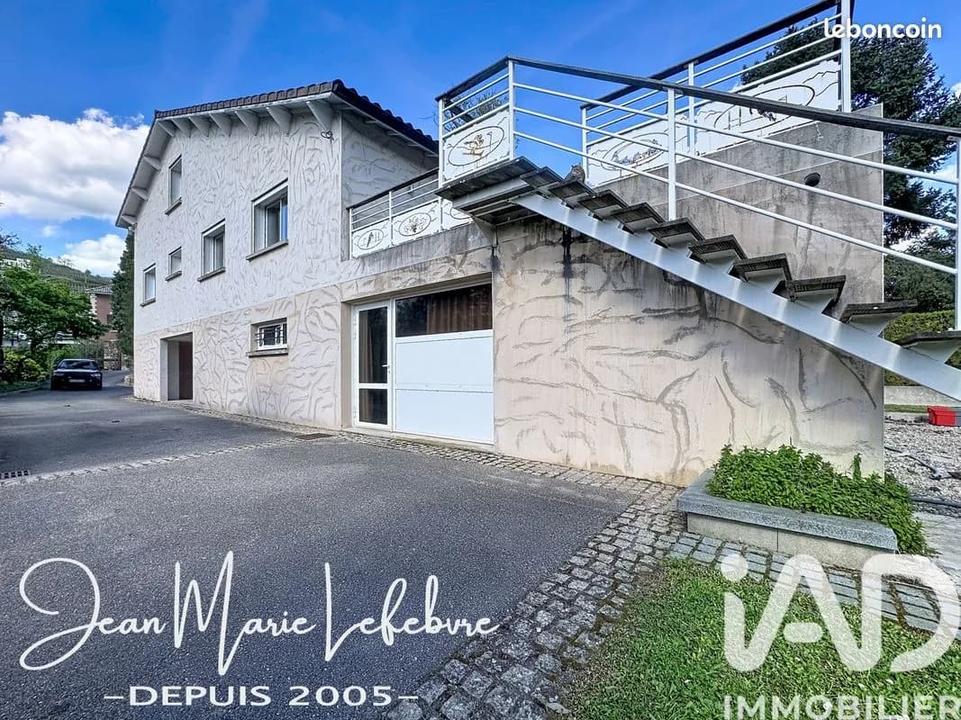 Immeuble 1100 m² - Photo 1