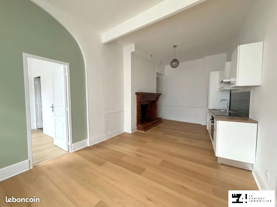 Immeuble de rapport 5 pièces 300 m² - Photo 1