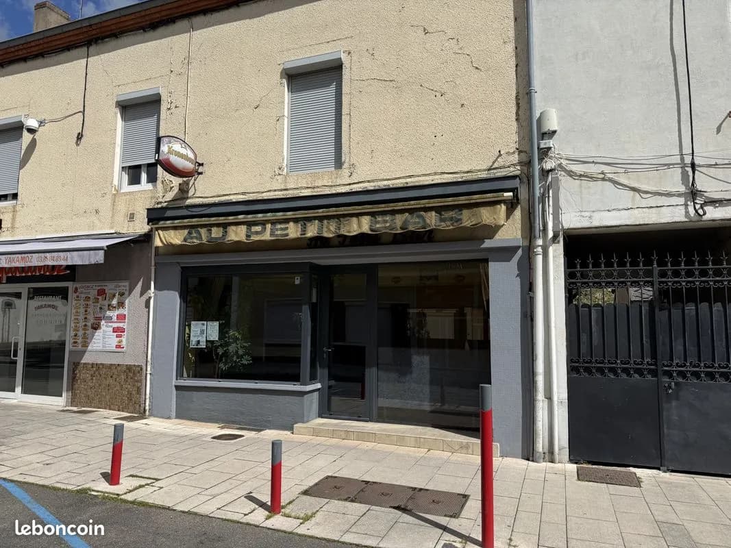 Immeuble 110 m² - Photo 1