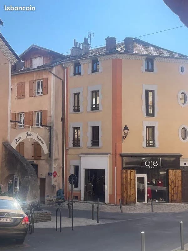 Immeuble de rapport 4 pièces 100 m² - Photo 1