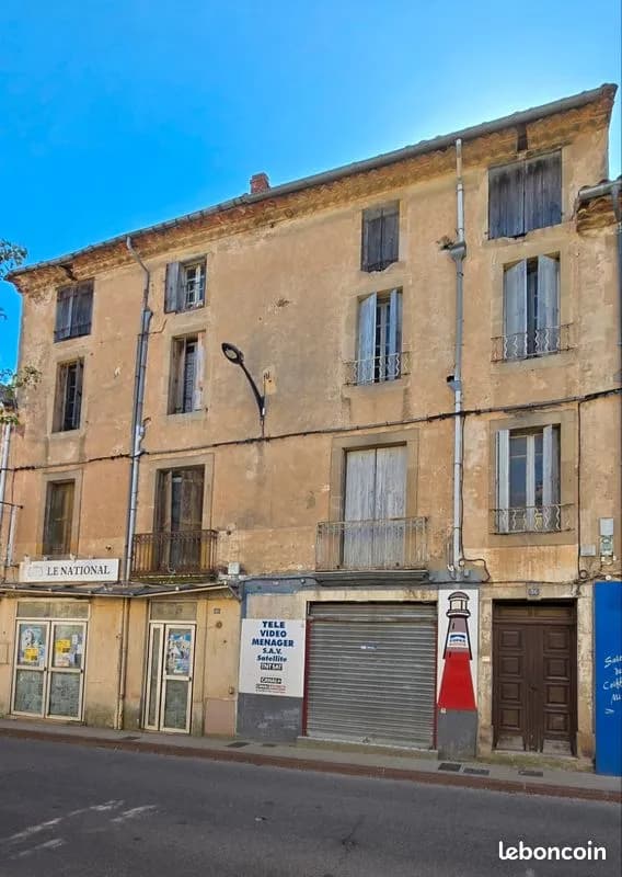 Immeuble de rapport 25 pièces 600 m² - Photo 1