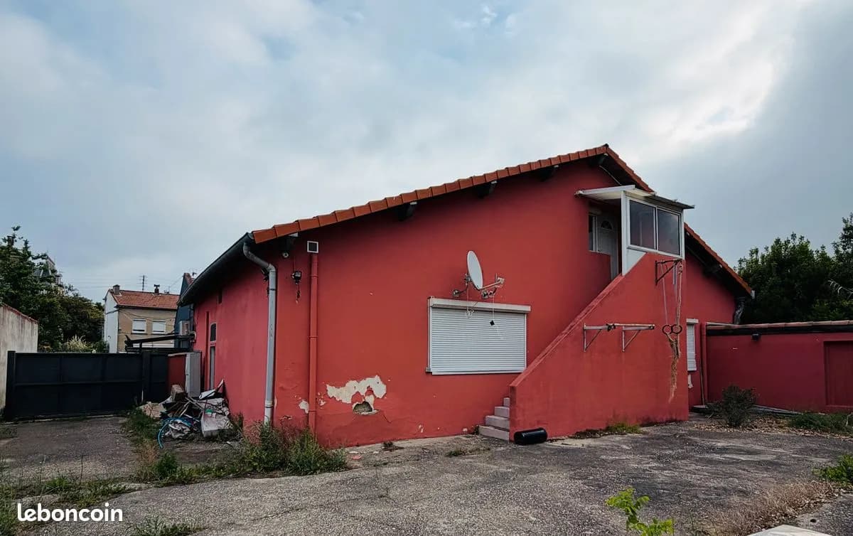 Immeuble 5 pièces 260 m² - Photo 1