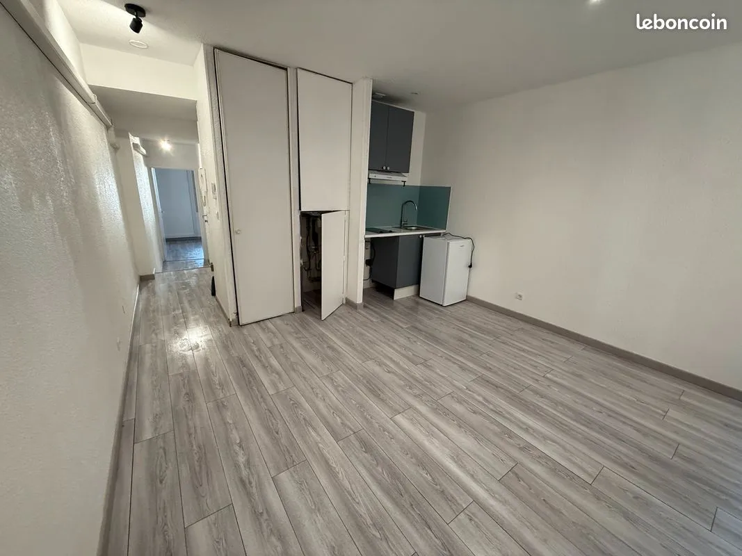IMMEUBLE DE RAPPORT RÉNOVÉ - MANOSQUE CENTRE - rentabilité 7,4 % - Photo 1