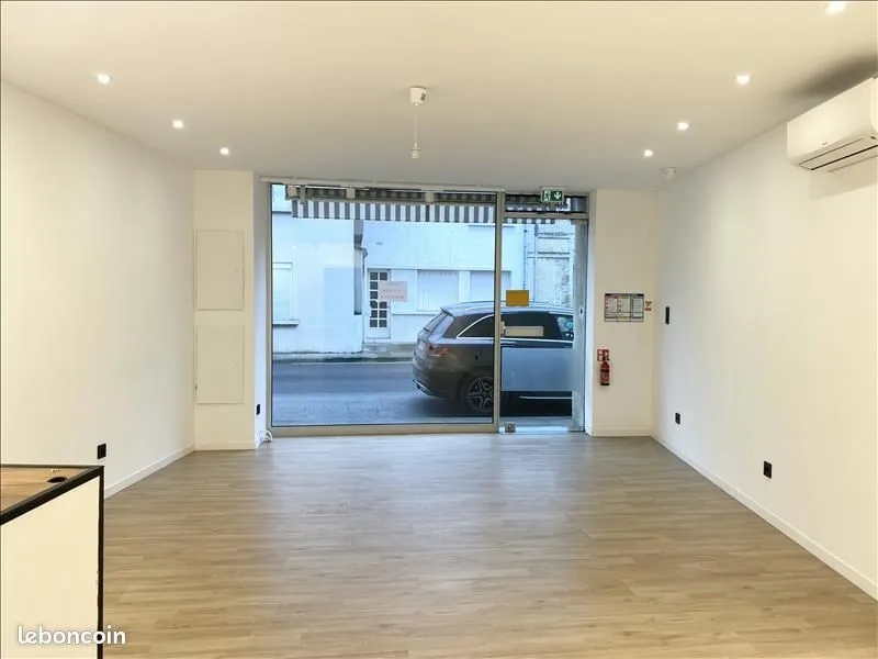 Immeuble 128 m² - Photo 1