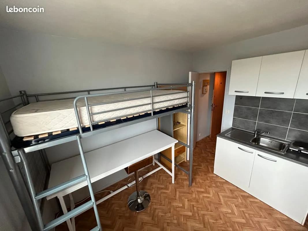Vente 3 Studios meublés. Idéal investisseur. Secteur Ouest CHU. Proche FACS - Photo 1