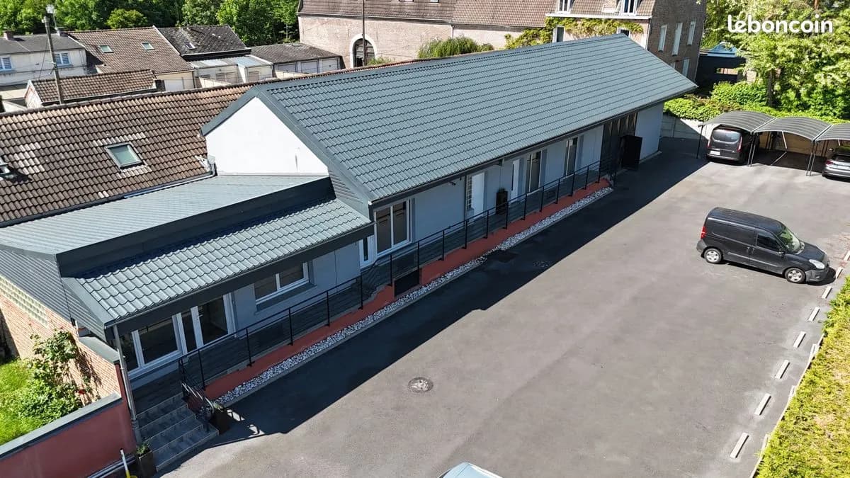 Immeuble 430 m² - Photo 1