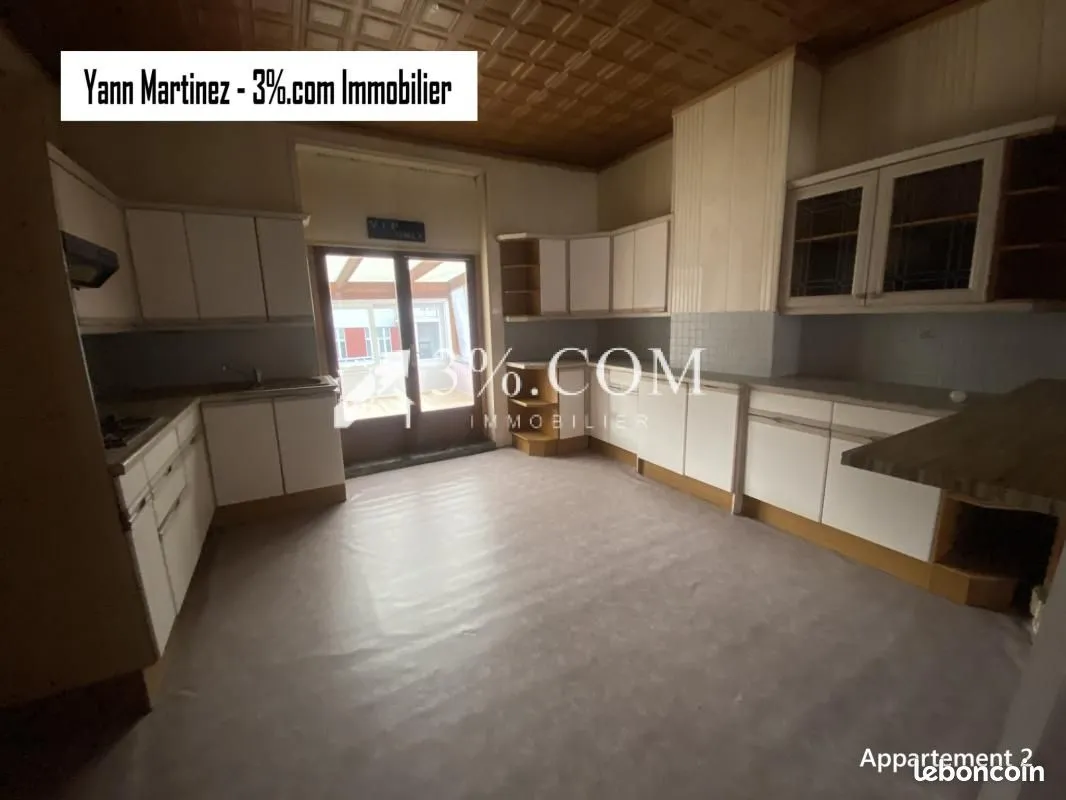 Immeuble 270 m² - Photo 1