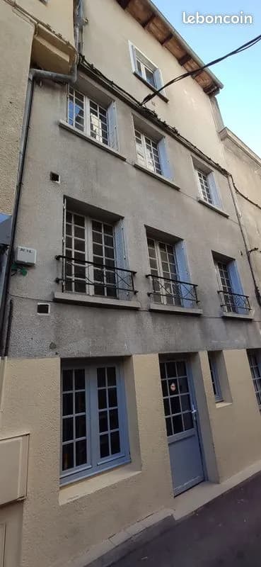 Immeuble 10 pièces 200 m² - Photo 1