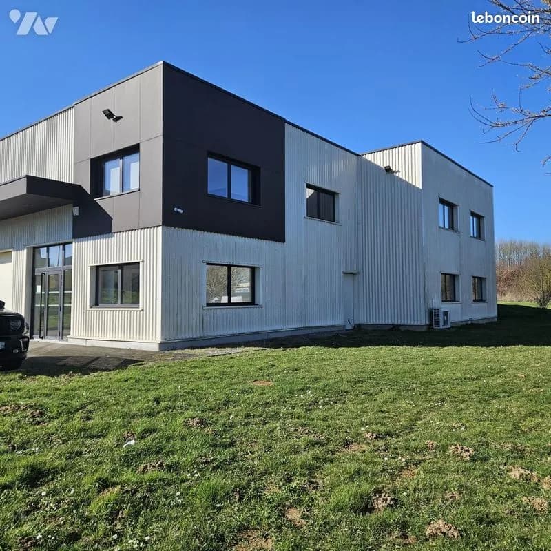 Immeuble 321 m² - Photo 1
