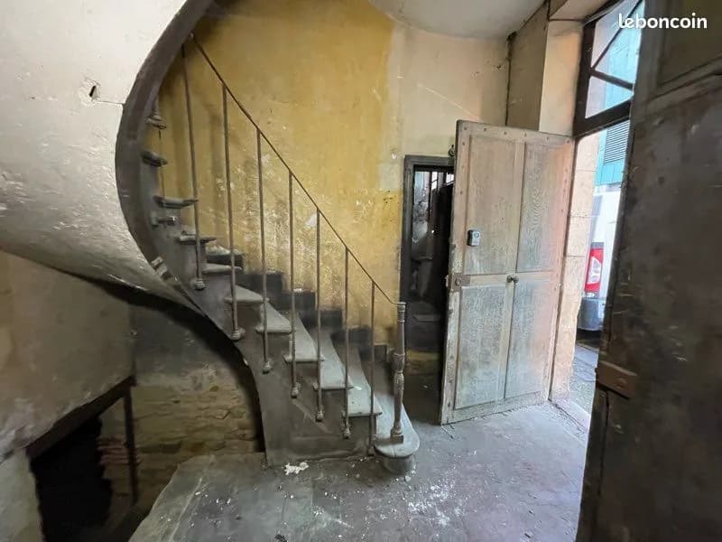 Immeuble de rapport 20 pièces 480 m² - Photo 1