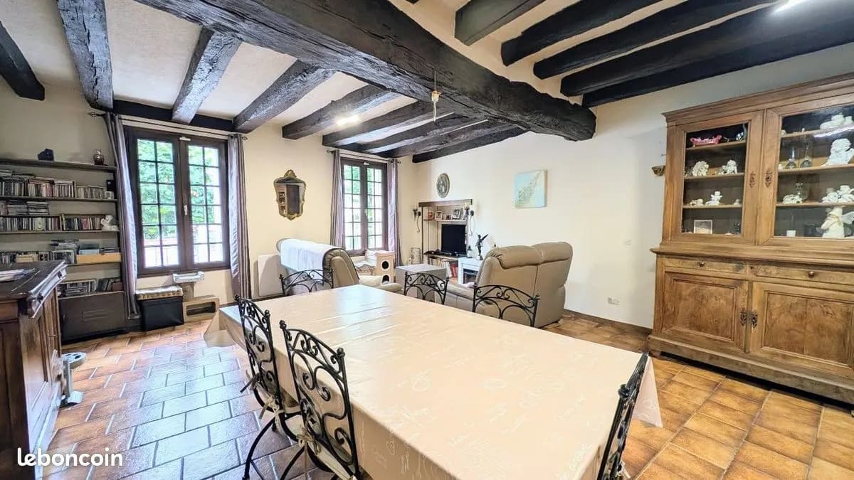 A vendre Immeuble Hyper centre de Chinon - Photo 1