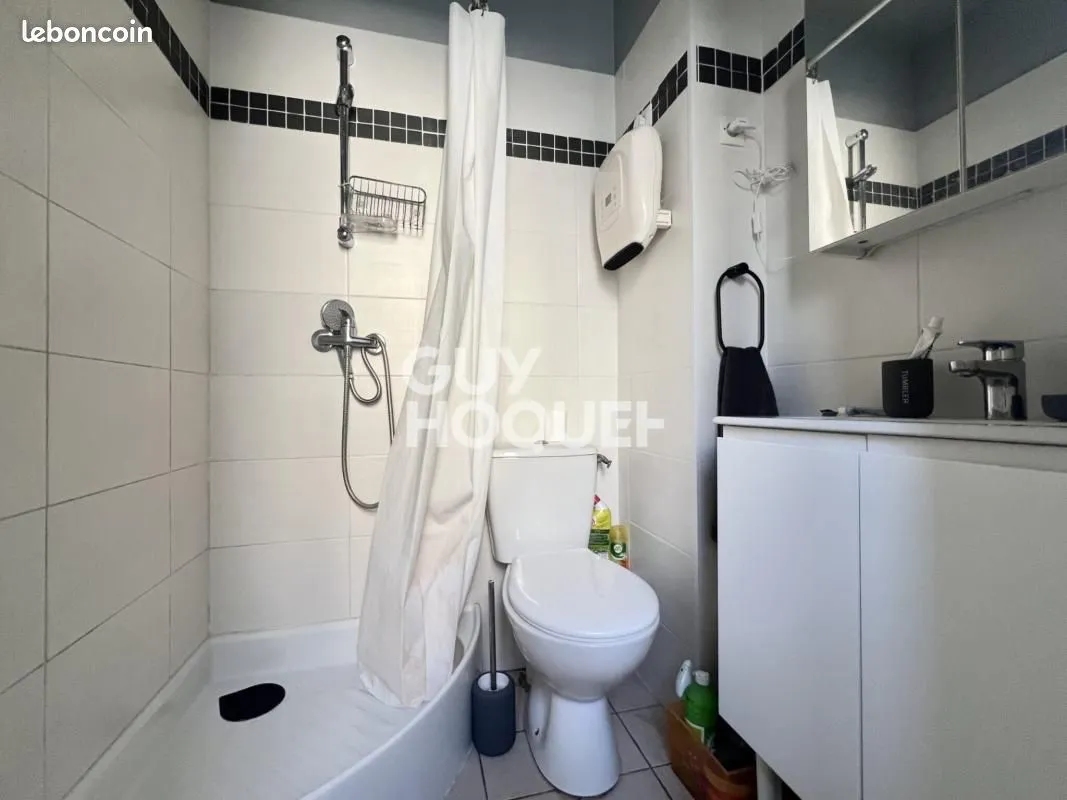 Immeuble 155 m² - Photo 1