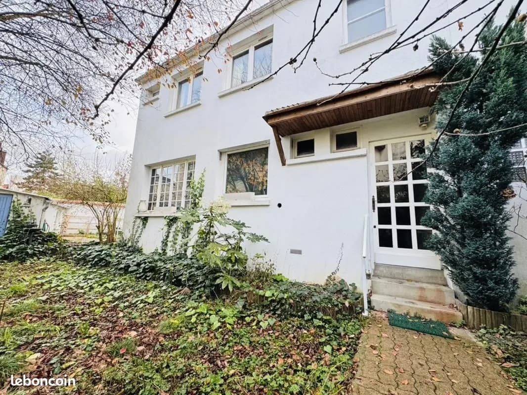 Immeuble 253 m² - Photo 1