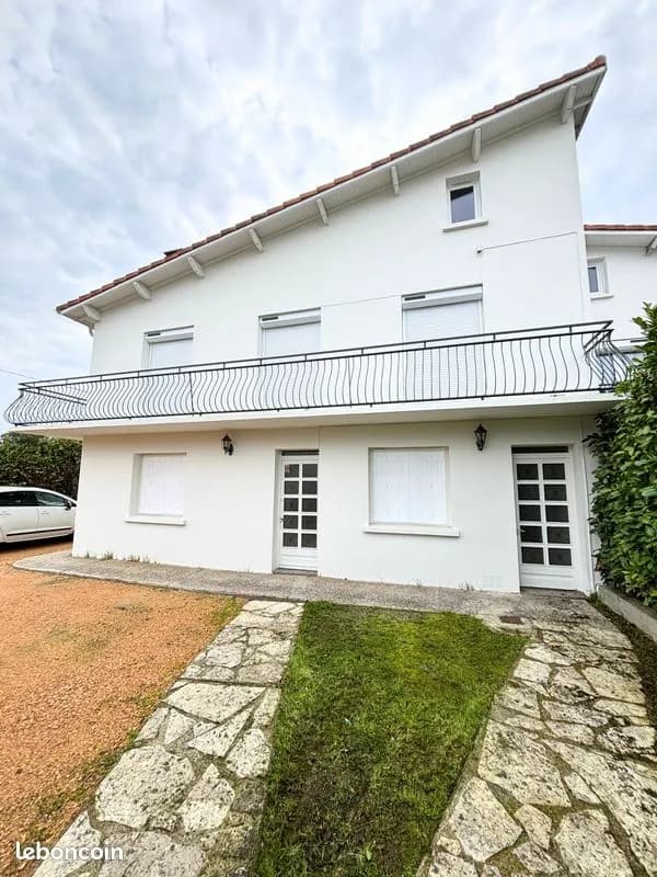 Immeuble 10 pièces 225 m² - Photo 1