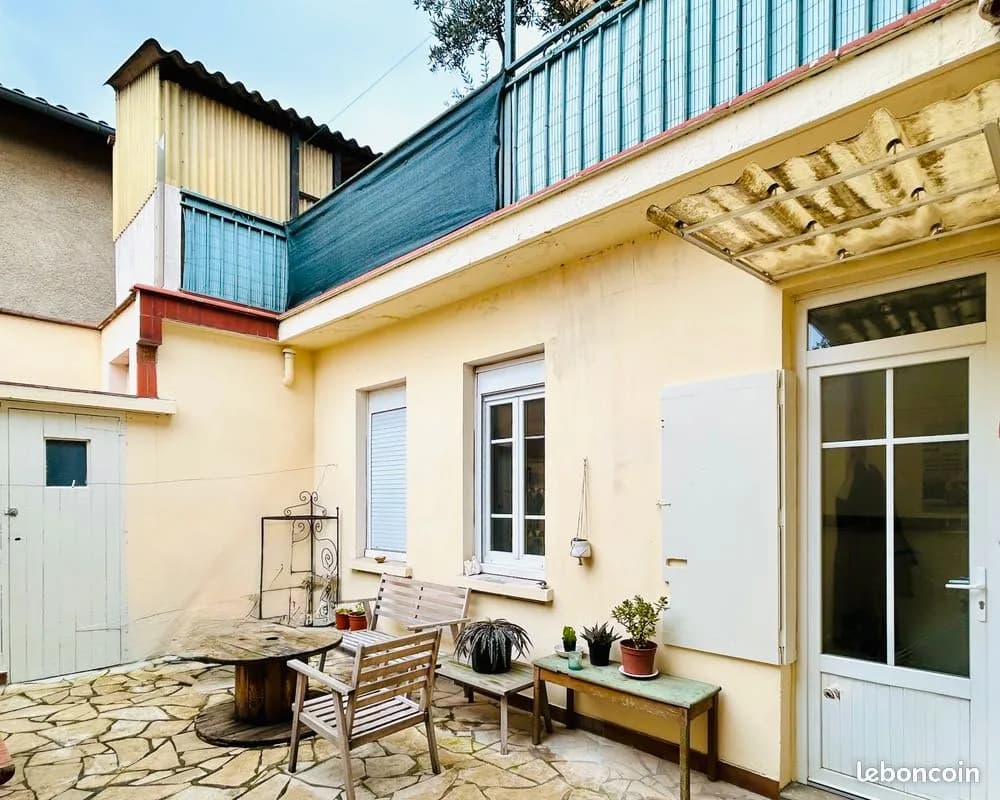 Immeuble de rapport 3 pièces 102 m² - Photo 1